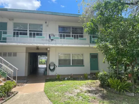 5815 18th St N #15, Saint Petersburg, FL 33714