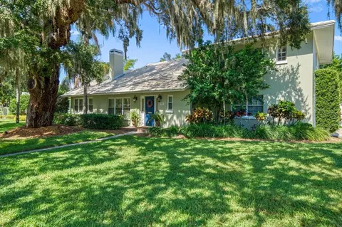 303 Ponce De Leon Blvd, Belleair, FL 33756