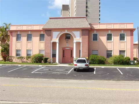 7000 Sunset Dr S #2A, South Pasadena, FL 33707