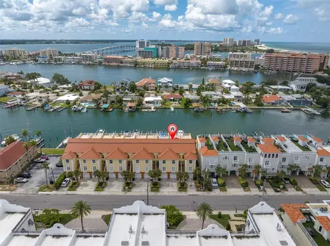 161 Brightwater Dr #2, Clearwater Beach, FL 33767