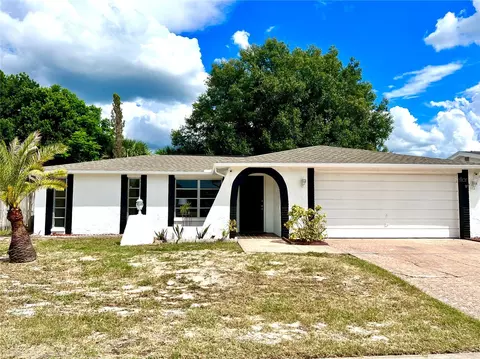 9020 Lunar Ln, Port Richey, FL 34668