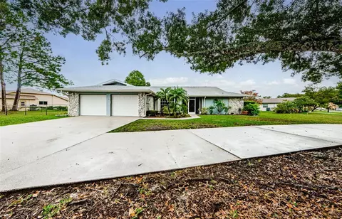4364 Oklawaha Ln, New Port Richey, FL 34655
