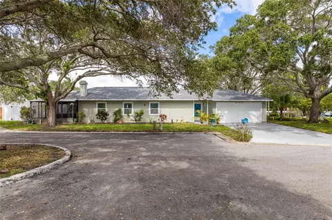 156 Darby Ct, Dunedin, FL 34698