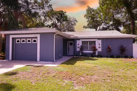 6953 124th Ter, Largo, FL 33773