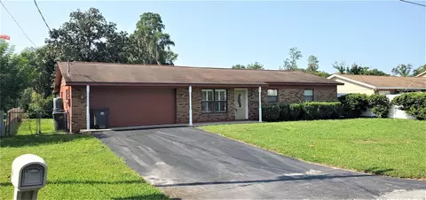 18812 Tracer Dr, Lutz, FL 33549