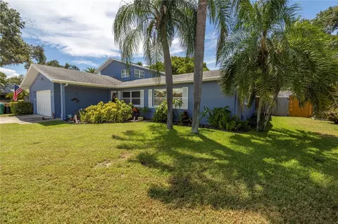 9368 117th St, Seminole, FL 33772
