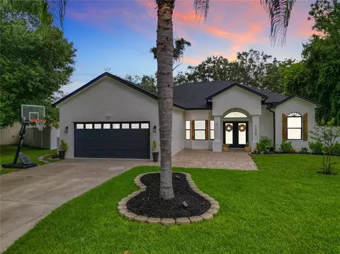 12229 Shearwater Dr, New Port Richey, FL 34654