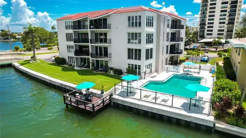 298 Skiff Pt #101, Clearwater Beach, FL 33767