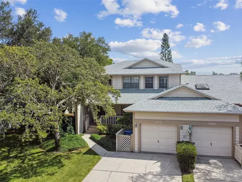 872 Amelia Ct NE #872, Saint Petersburg, FL 33702