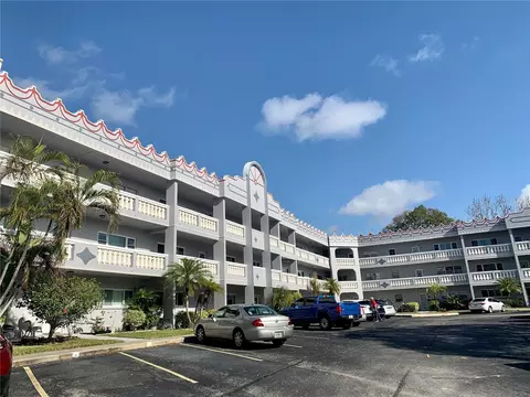2295 Americus Blvd E #1, Clearwater, FL 33763