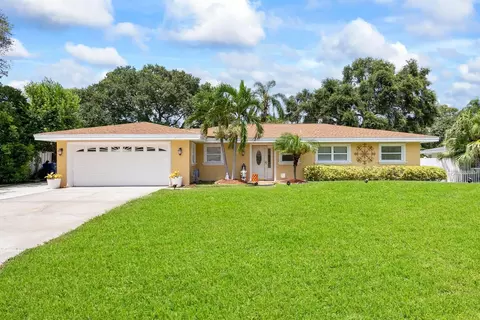 1646 Fruitwood Dr, Clearwater, FL 33756