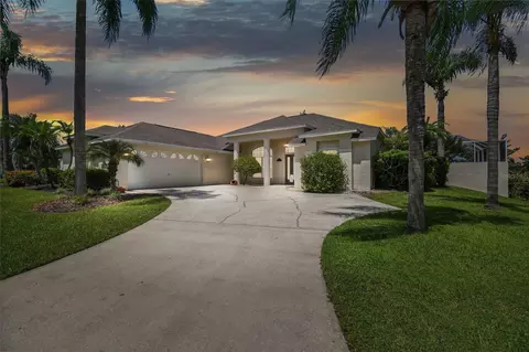 567 Peninsular Dr, Lakeland, FL 33813