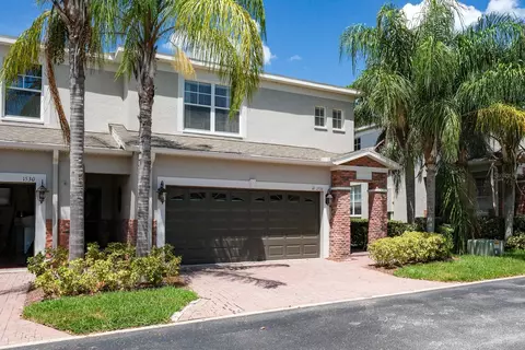 1536 Hillview Ln, Tarpon Springs, FL 34689
