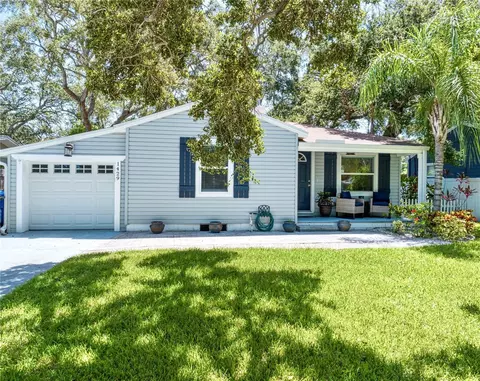 1429 San Mateo Dr, Dunedin, FL 34698