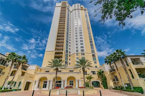 300 Beach Dr NE #702, Saint Petersburg, FL 33701