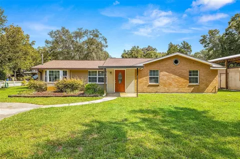 5716 Sweet Cherry Ln, Land O Lakes, FL 34639