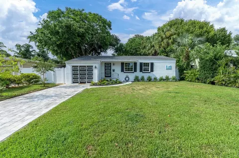 6063 8th Ave N, Saint Petersburg, FL 33710