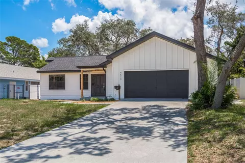 4510 Hyacinth Way S, Saint Petersburg, FL 33705
