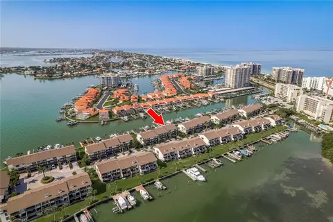139 Marina Del Rey Ct #139, Clearwater Beach, FL 33767