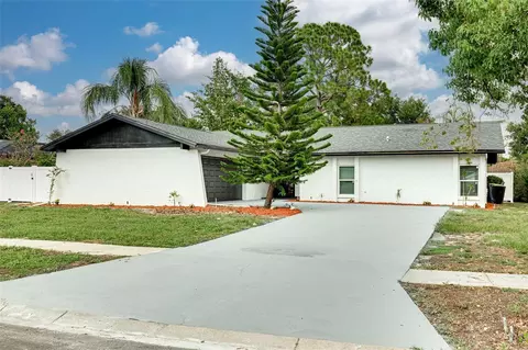 2807 Forest View Dr, Clearwater, FL 33761