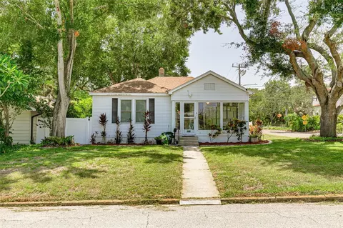 196 28th Ave N, Saint Petersburg, FL 33704