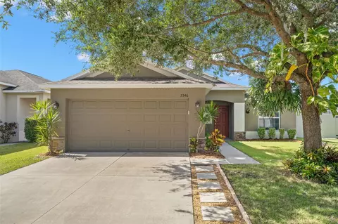 7546 Turtle View Dr, Ruskin, FL 33573