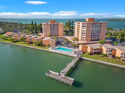 7432 Sunshine Skyway Ln S #405, Saint Petersburg, FL 33711