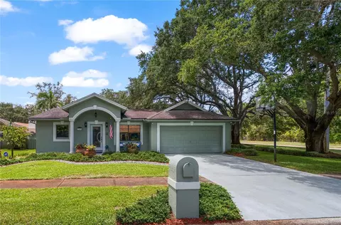 12494 104th Ter, Seminole, FL 33778