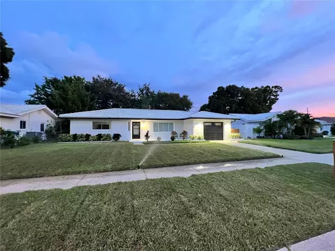11722 67th Ave, Seminole, FL 33772