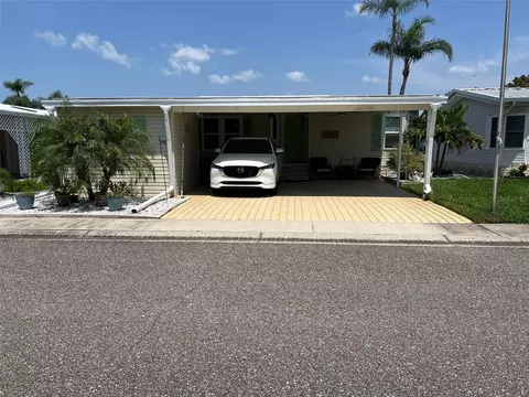 1001 Starkey Rd #719, Largo, FL 33771