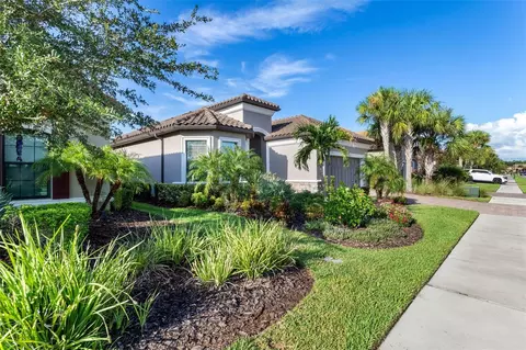 8615 Grand Alberato Rd, Tampa, FL 33647