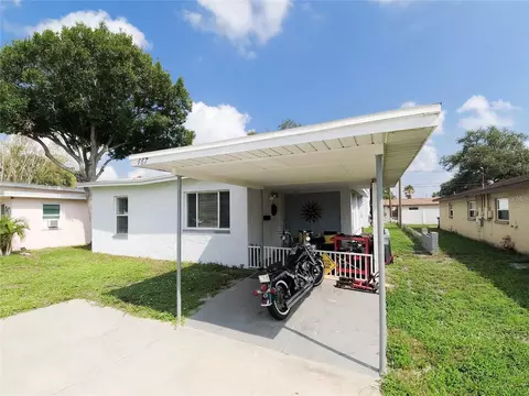 467 92nd Ave N, Saint Petersburg, FL 33702