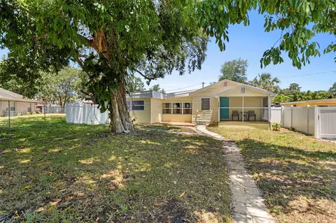 1055 19th Ave S, Saint Petersburg, FL 33705