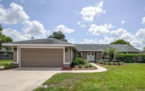2294 Hyacinth Ln, Spring Hill, FL 34609