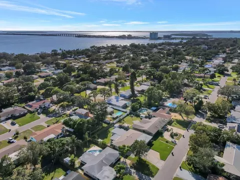 2299 66th Ave S, Saint Petersburg, FL 33712