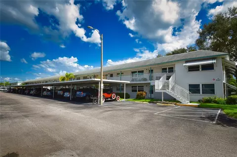 5297 81st Ln N #16, Saint Petersburg, FL 33709
