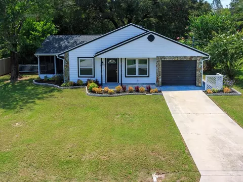 21352 SW Peach Blossom St, Dunnellon, FL 34431