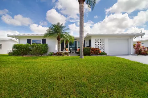 14141 88th Ave, Seminole, FL 33776