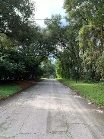 660 N High St, Lake Helen, FL 32744