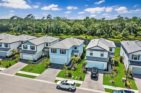 6114 Bluestar Ct, Bradenton, FL 34211
