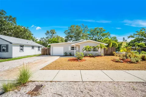 1221 Bermuda St, Clearwater, FL 33755