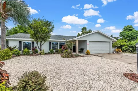 6524 Solitaire Palm Way, Apollo Beach, FL 33572