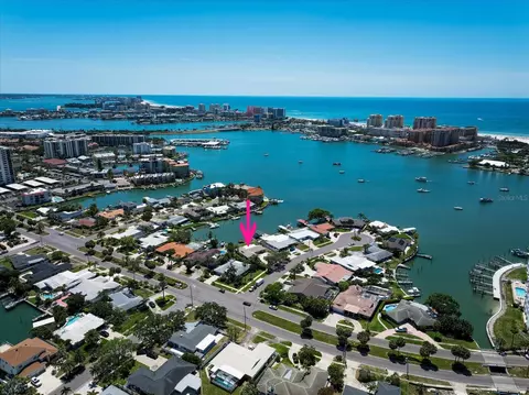 229 Palm Is NW, Clearwater Beach, FL 33767