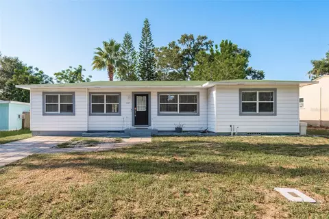 1325 Fairmont St, Clearwater, FL 33755