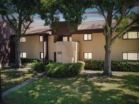 785 S Village Dr N #104, Saint Petersburg, FL 33716