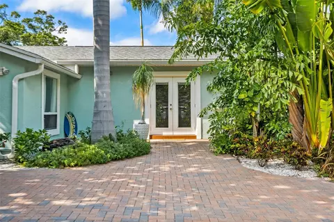 800 41st Ave N, Saint Petersburg, FL 33703