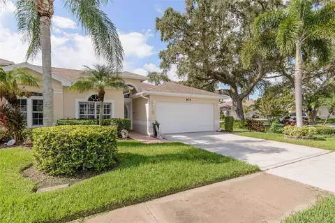 875 Michele Cir, Dunedin, FL 34698