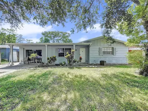 3439 Kimberly Oaks Dr, Holiday, FL 34691