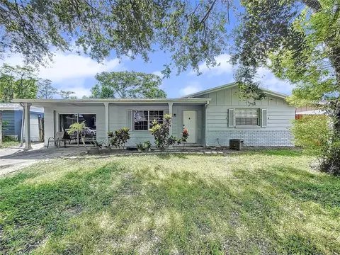 3439 Kimberly Oaks Dr, Holiday, FL 34691