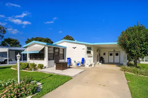 1616 Myrtle Beach Dr, Lady Lake, FL 32159